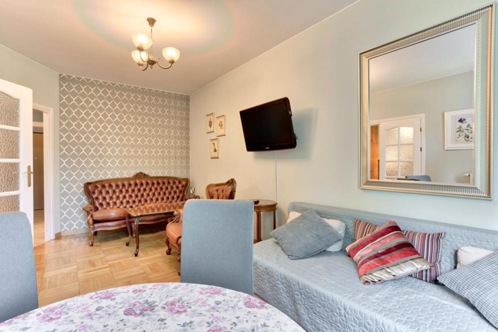 Tyzenhauz Apartments Lobzowska Street Krakov Exteriér fotografie